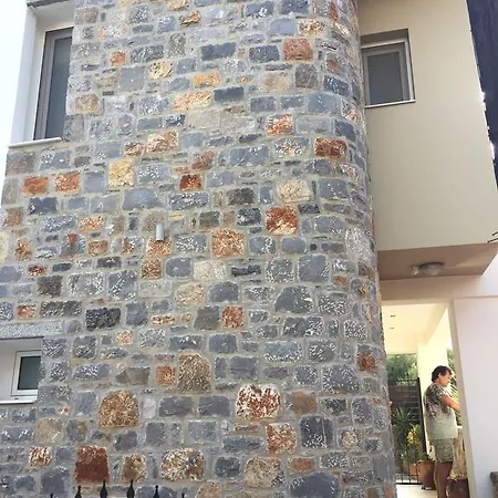 Villa Zoe Maria *